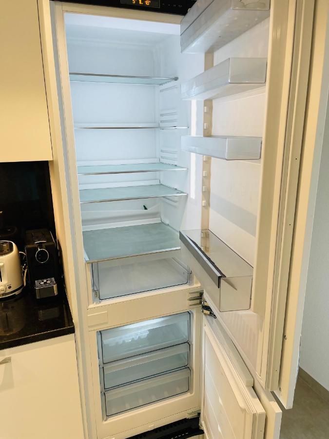Central Apartment , Free Parking 洛迦诺 外观 照片
